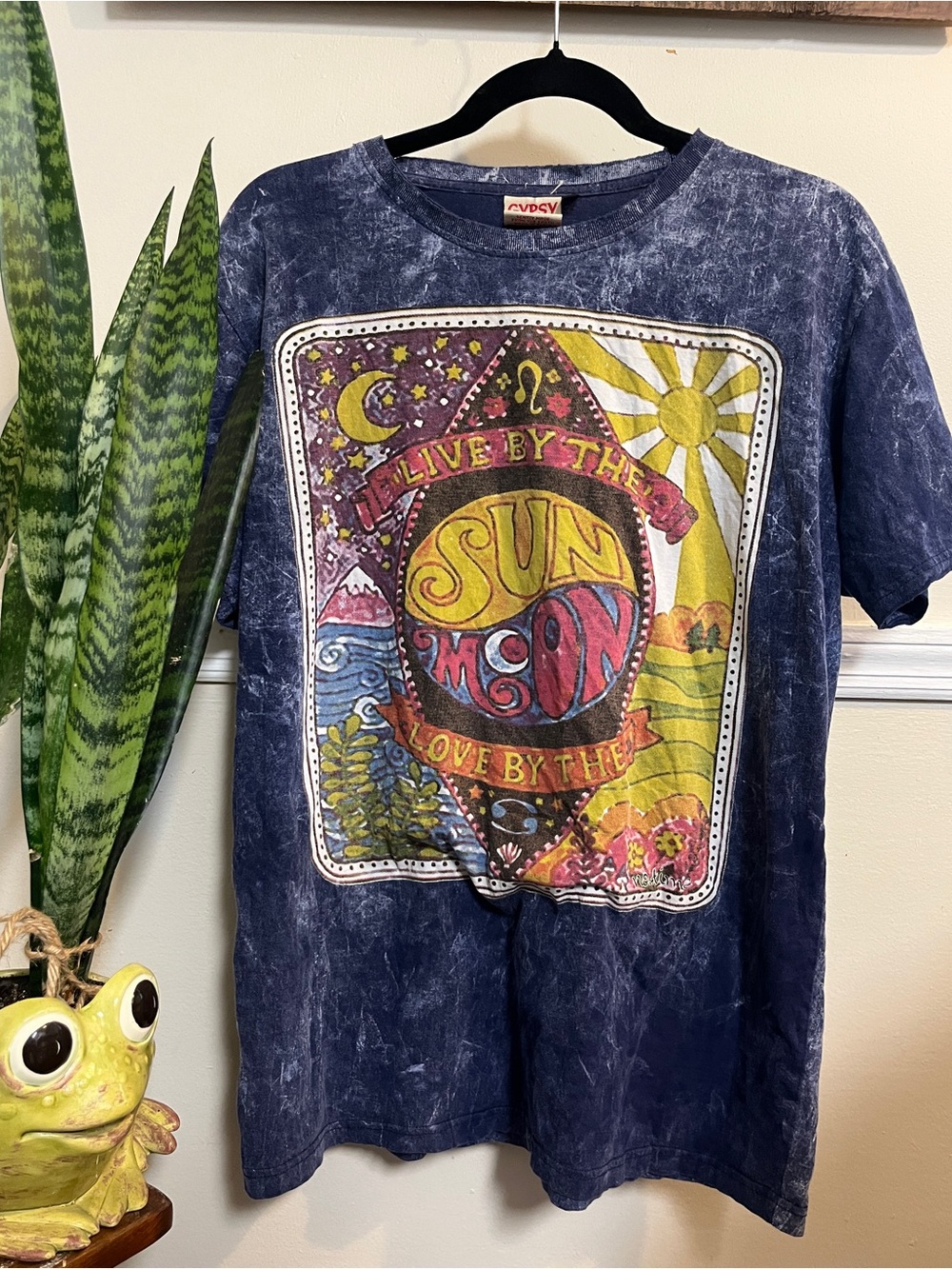 Sun & Moon Graphic Tee - Navy Blue Hippie Shirt